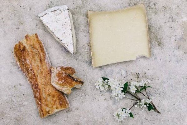 Les Marchés Locaux de Reims: Un Guide Complet pour Découvrir et Savourer les Produits du Terroir