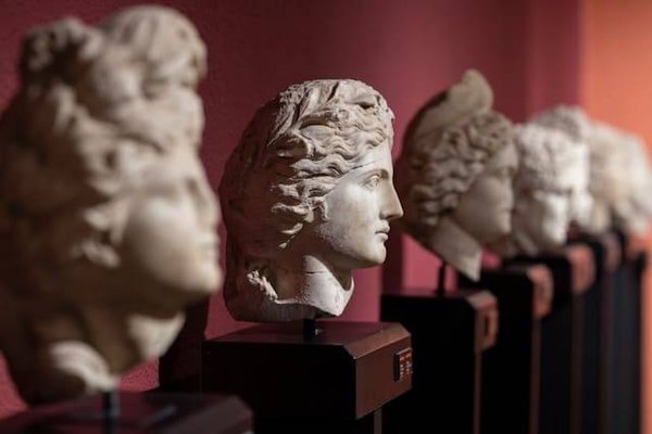 Top 10 des Activités et Loisirs Incontournables à Reims