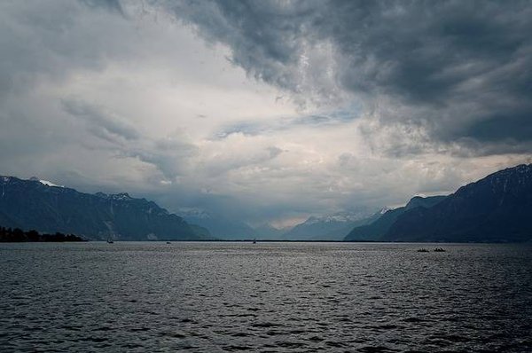 Plaisirs nautiques sur le lac de Biscarrosse